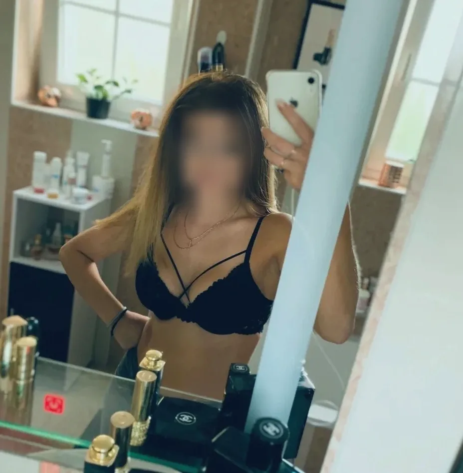 Adriana, 23 años
